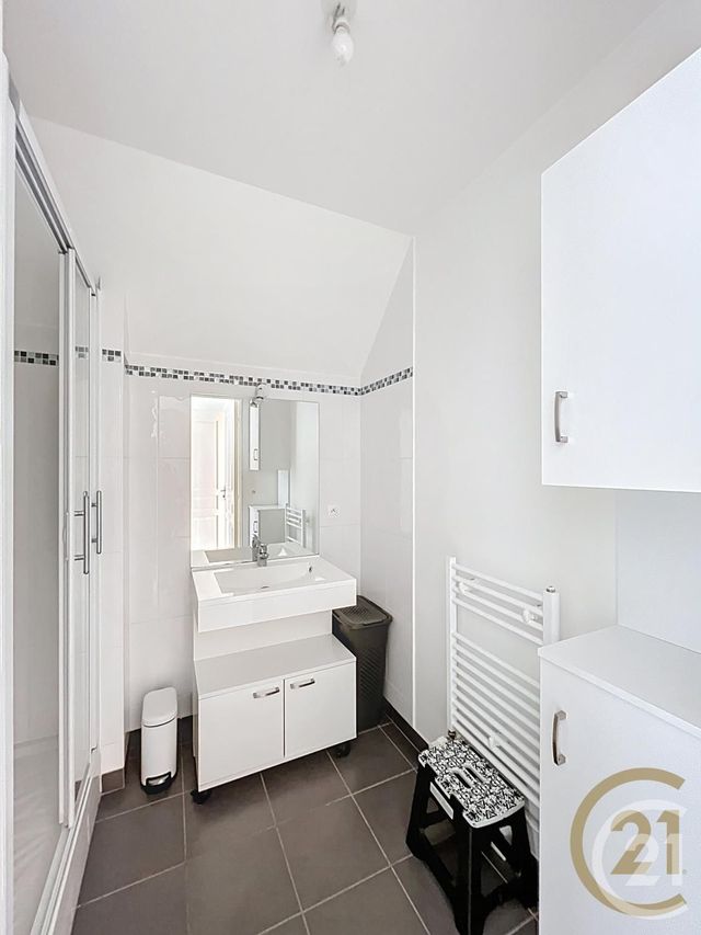 Appartement à louer - 3 pièces - 65.2 m2 - ROUEN - 76 - HAUTE-NORMANDIE - Century 21 Bruno Ferrand