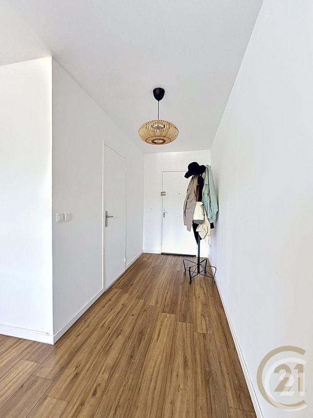 Appartement F4 à vendre - 4 pièces - 81.14 m2 - DEVILLE LES ROUEN - 76 - HAUTE-NORMANDIE - Century 21 Bruno Ferrand