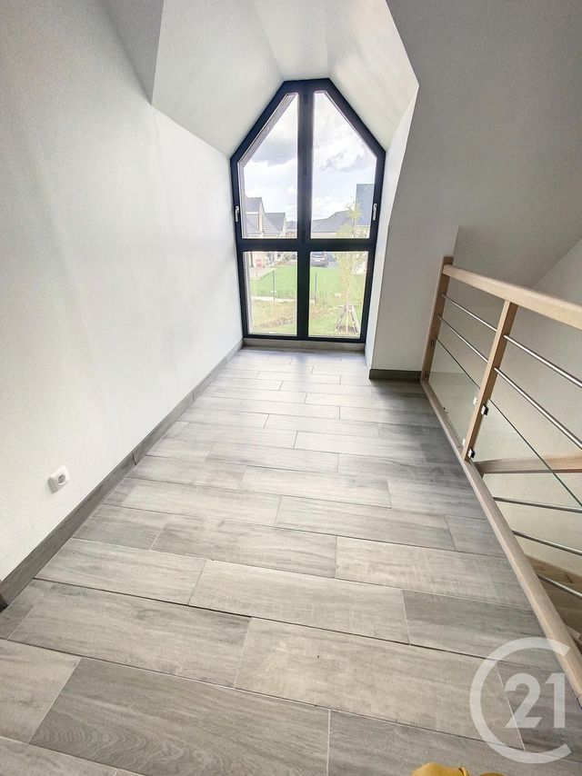 maison à louer - 7 pièces - 129.26 m2 - LA VAUPALIERE - 76 - HAUTE-NORMANDIE - Century 21 Bruno Ferrand