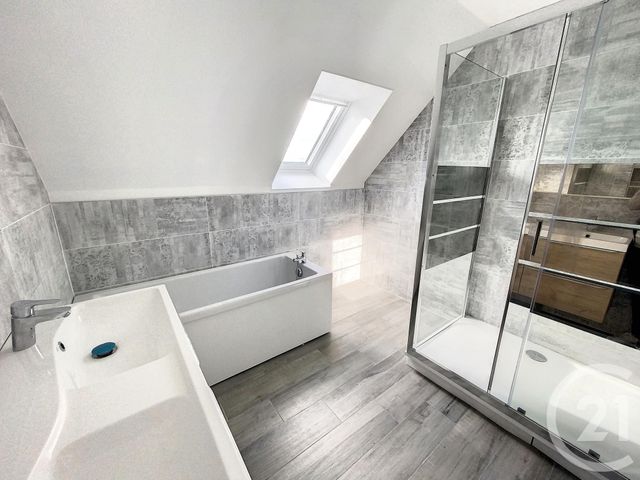 maison à louer - 7 pièces - 129.26 m2 - LA VAUPALIERE - 76 - HAUTE-NORMANDIE - Century 21 Bruno Ferrand