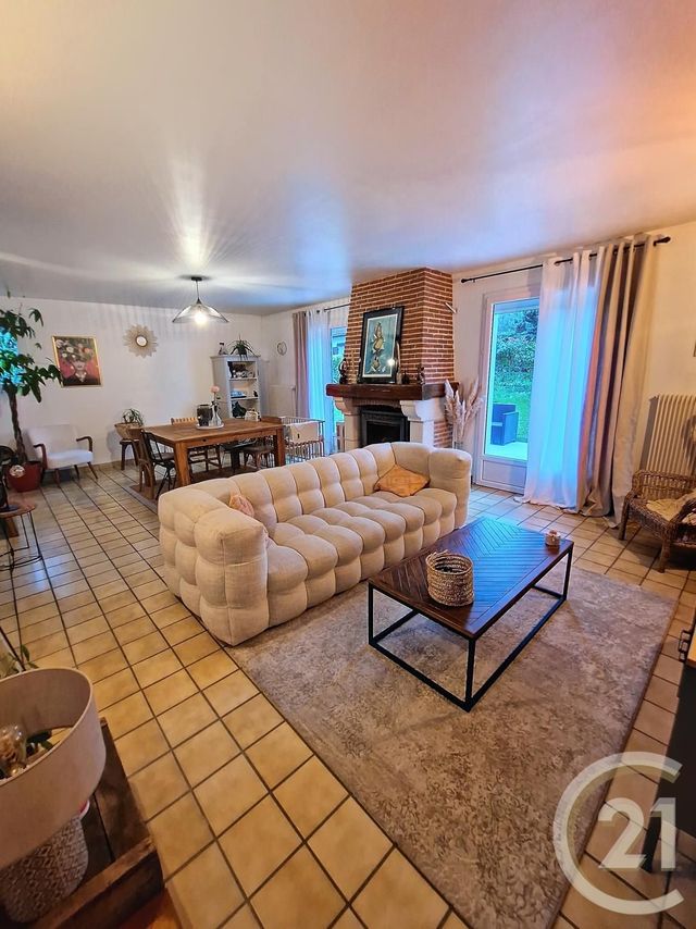 maison à louer - 6 pièces - 120.08 m2 - NOTRE DAME DE BONDEVILLE - 76 - HAUTE-NORMANDIE - Century 21 Bruno Ferrand