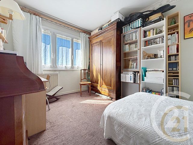 Appartement F5 à vendre - 5 pièces - 92.54 m2 - DEVILLE LES ROUEN - 76 - HAUTE-NORMANDIE - Century 21 Bruno Ferrand