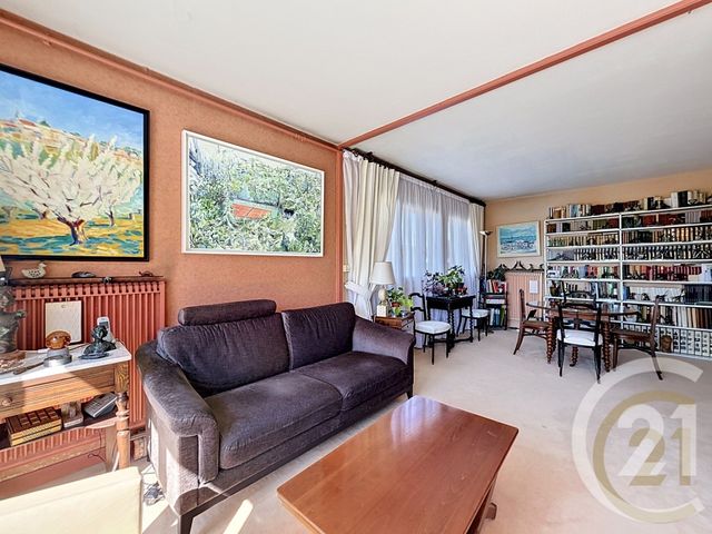 Appartement F5 à vendre - 5 pièces - 92.54 m2 - DEVILLE LES ROUEN - 76 - HAUTE-NORMANDIE - Century 21 Bruno Ferrand