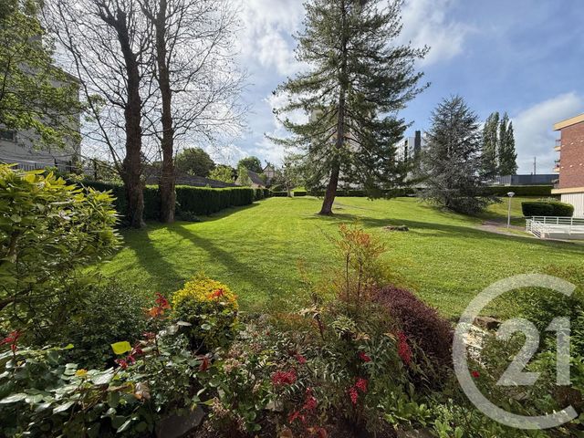 Appartement F5 à vendre - 5 pièces - 86.86 m2 - DEVILLE LES ROUEN - 76 - HAUTE-NORMANDIE - Century 21 Bruno Ferrand