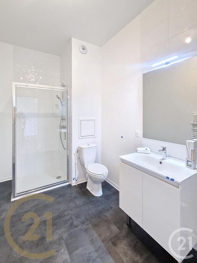 Appartement F2 à louer - 2 pièces - 43.75 m2 - DEVILLE LES ROUEN - 76 - HAUTE-NORMANDIE - Century 21 Bruno Ferrand