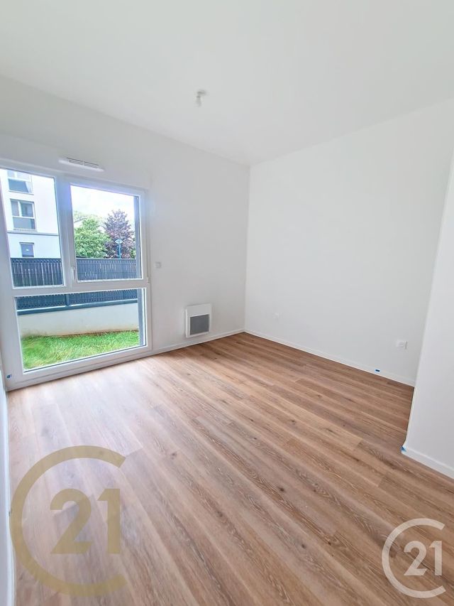 Appartement F2 à louer - 2 pièces - 43.75 m2 - DEVILLE LES ROUEN - 76 - HAUTE-NORMANDIE - Century 21 Bruno Ferrand