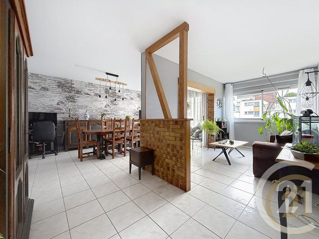 Appartement F4 à vendre - 4 pièces - 75.7 m2 - DEVILLE LES ROUEN - 76 - HAUTE-NORMANDIE - Century 21 Bruno Ferrand