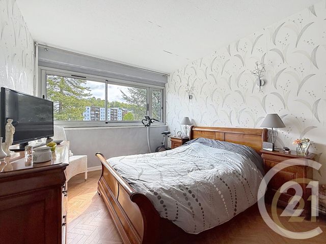Appartement F4 à vendre - 4 pièces - 75.7 m2 - DEVILLE LES ROUEN - 76 - HAUTE-NORMANDIE - Century 21 Bruno Ferrand