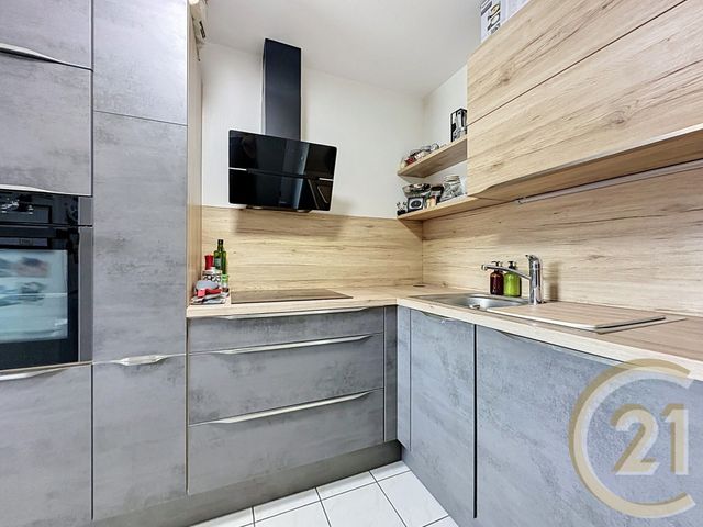 Appartement F3 à vendre - 3 pièces - 61.87 m2 - LE PETIT QUEVILLY - 76 - HAUTE-NORMANDIE - Century 21 Bruno Ferrand