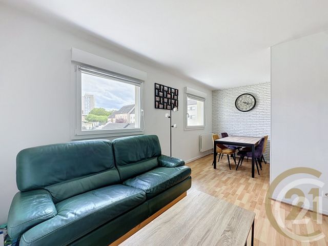 Appartement F3 à vendre - 3 pièces - 61.87 m2 - LE PETIT QUEVILLY - 76 - HAUTE-NORMANDIE - Century 21 Bruno Ferrand