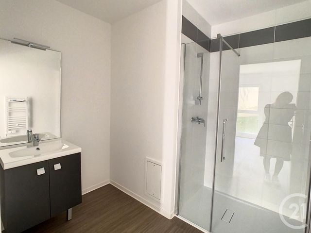 Appartement F2 à louer - 2 pièces - 40.92 m2 - DEVILLE LES ROUEN - 76 - HAUTE-NORMANDIE - Century 21 Bruno Ferrand