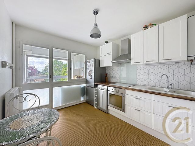 Appartement F3 à vendre - 3 pièces - 66.15 m2 - DEVILLE LES ROUEN - 76 - HAUTE-NORMANDIE - Century 21 Bruno Ferrand