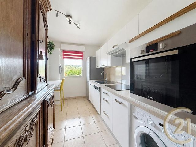 Appartement F3 à vendre - 3 pièces - 66.83 m2 - DEVILLE LES ROUEN - 76 - HAUTE-NORMANDIE - Century 21 Bruno Ferrand