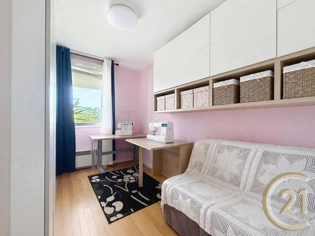Appartement F3 à vendre - 3 pièces - 66.83 m2 - DEVILLE LES ROUEN - 76 - HAUTE-NORMANDIE - Century 21 Bruno Ferrand