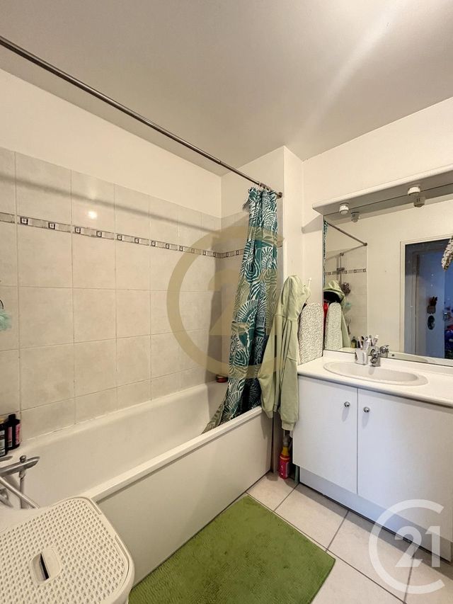 Appartement F4 à louer - 4 pièces - 88.51 m2 - ROUEN - 76 - HAUTE-NORMANDIE - Century 21 Bruno Ferrand