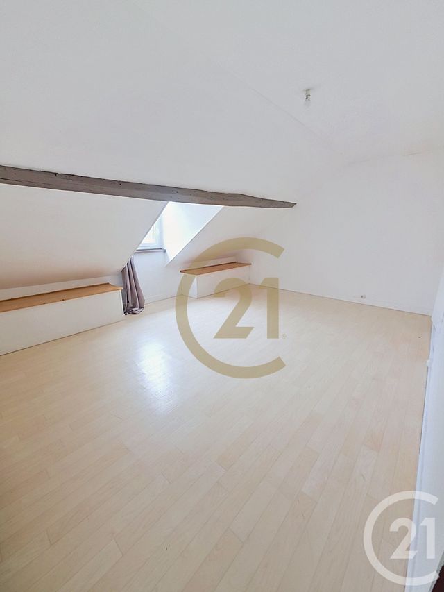 Appartement F5 à louer - 5 pièces - 139.27 m2 - MALAUNAY - 76 - HAUTE-NORMANDIE - Century 21 Bruno Ferrand