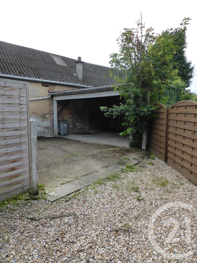 Appartement F5 à louer - 5 pièces - 139.27 m2 - MALAUNAY - 76 - HAUTE-NORMANDIE - Century 21 Bruno Ferrand