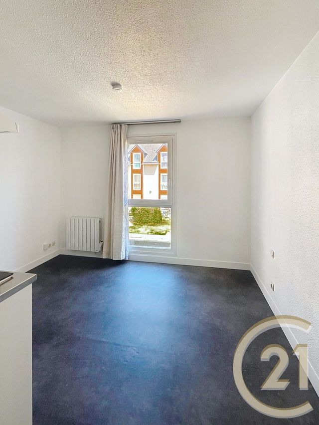 Appartement F1 à louer - 1 pièce - 15.01 m2 - DEVILLE LES ROUEN - 76 - HAUTE-NORMANDIE - Century 21 Bruno Ferrand