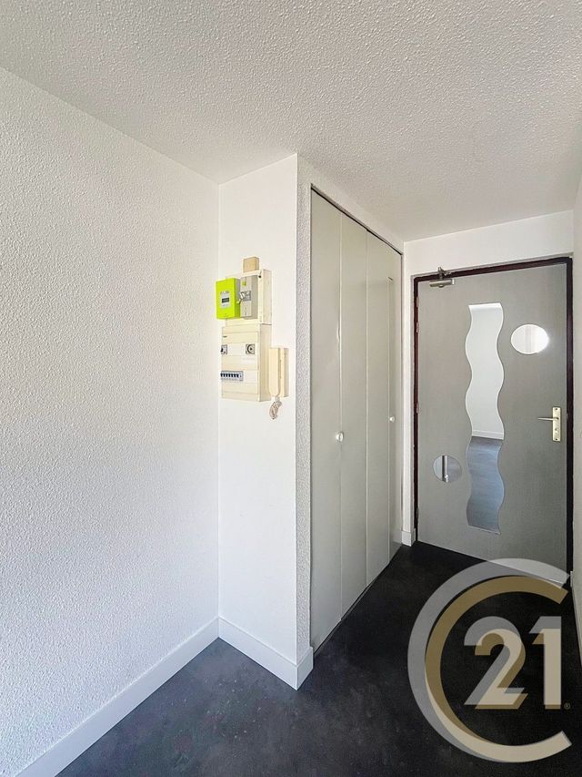 Appartement F1 à louer - 1 pièce - 15.01 m2 - DEVILLE LES ROUEN - 76 - HAUTE-NORMANDIE - Century 21 Bruno Ferrand