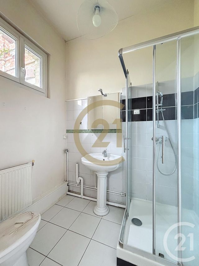 Appartement F3 à louer - 3 pièces - 60.58 m2 - MALAUNAY - 76 - HAUTE-NORMANDIE - Century 21 Bruno Ferrand