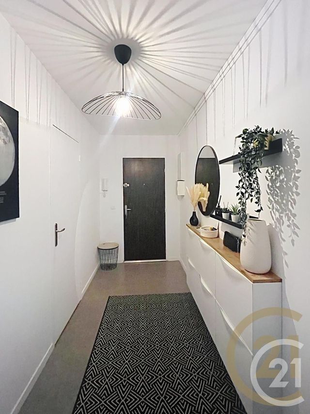 Appartement F3 à louer - 3 pièces - 70.8 m2 - DEVILLE LES ROUEN - 76 - HAUTE-NORMANDIE - Century 21 Bruno Ferrand