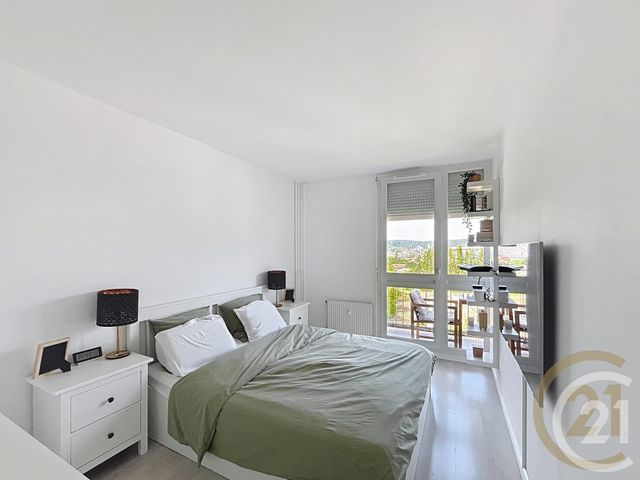 Appartement F3 à louer - 3 pièces - 70.8 m2 - DEVILLE LES ROUEN - 76 - HAUTE-NORMANDIE - Century 21 Bruno Ferrand