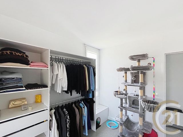Appartement F3 à louer - 3 pièces - 70.8 m2 - DEVILLE LES ROUEN - 76 - HAUTE-NORMANDIE - Century 21 Bruno Ferrand