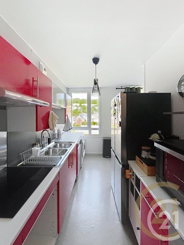 Appartement F3 à louer - 3 pièces - 70.8 m2 - DEVILLE LES ROUEN - 76 - HAUTE-NORMANDIE - Century 21 Bruno Ferrand