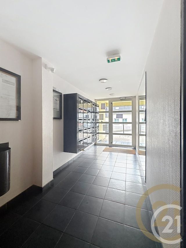 Appartement F2 à louer - 2 pièces - 51.72 m2 - CANTELEU - 76 - HAUTE-NORMANDIE - Century 21 Bruno Ferrand