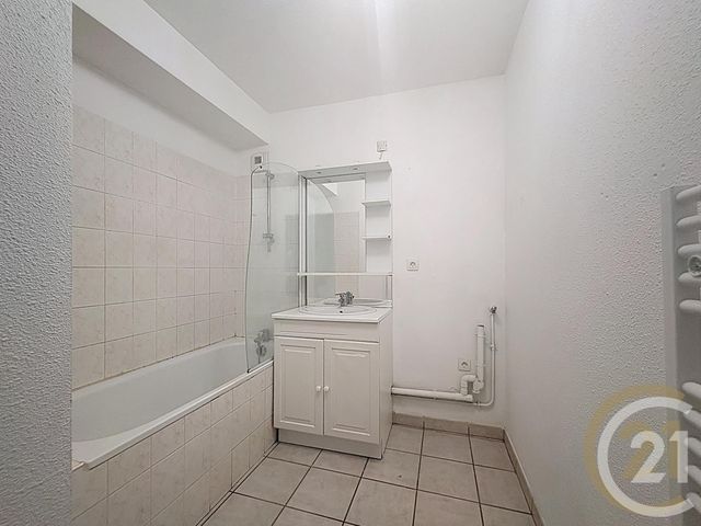 Appartement F2 à louer - 2 pièces - 51.72 m2 - CANTELEU - 76 - HAUTE-NORMANDIE - Century 21 Bruno Ferrand