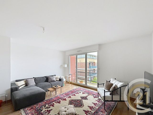 Appartement F3 à louer - 5 pièces - 86.0 m2 - DEVILLE LES ROUEN - 76 - HAUTE-NORMANDIE - Century 21 Bruno Ferrand