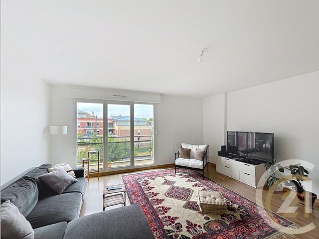 Appartement F3 à louer - 5 pièces - 86.0 m2 - DEVILLE LES ROUEN - 76 - HAUTE-NORMANDIE - Century 21 Bruno Ferrand