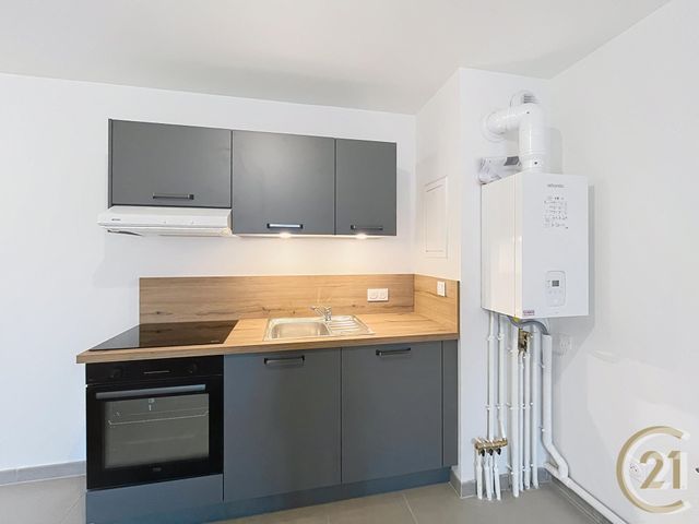 Appartement F3 à louer - 3 pièces - 62.66 m2 - SOTTEVILLE LES ROUEN - 76 - HAUTE-NORMANDIE - Century 21 Bruno Ferrand