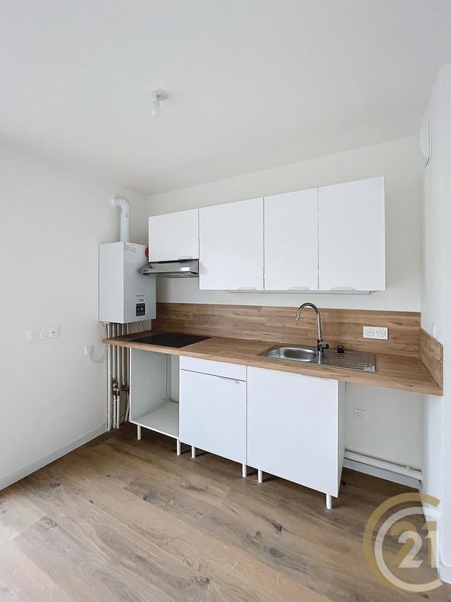 Appartement F3 à louer - 3 pièces - 55.15 m2 - DEVILLE LES ROUEN - 76 - HAUTE-NORMANDIE - Century 21 Bruno Ferrand