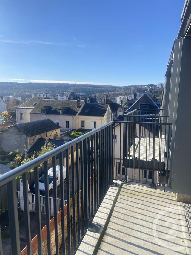 Appartement F3 à louer - 3 pièces - 55.15 m2 - DEVILLE LES ROUEN - 76 - HAUTE-NORMANDIE - Century 21 Bruno Ferrand