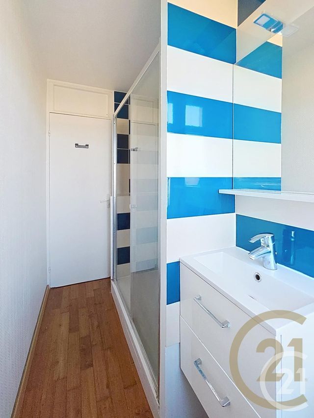 Appartement F3 à louer - 3 pièces - 55.93 m2 - DEVILLE LES ROUEN - 76 - HAUTE-NORMANDIE - Century 21 Bruno Ferrand