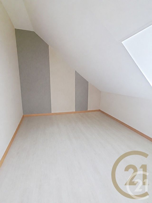 maison à louer - 4 pièces - 60.91 m2 - NOTRE DAME DE BONDEVILLE - 76 - HAUTE-NORMANDIE - Century 21 Bruno Ferrand