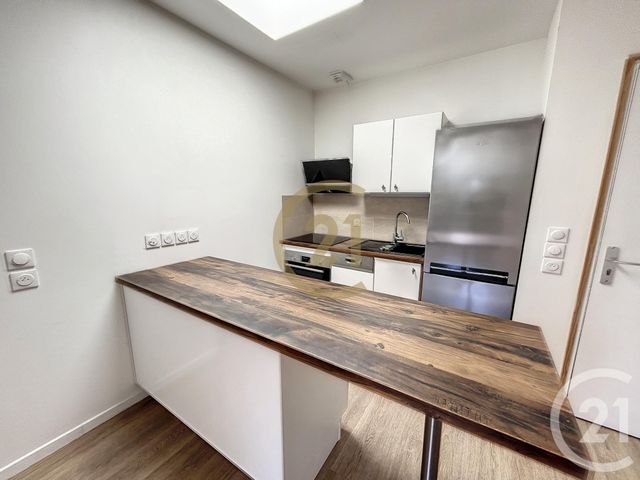 Appartement F2 à louer - 2 pièces - 46.68 m2 - MALAUNAY - 76 - HAUTE-NORMANDIE - Century 21 Bruno Ferrand