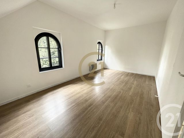 Appartement F2 à louer - 2 pièces - 46.68 m2 - MALAUNAY - 76 - HAUTE-NORMANDIE - Century 21 Bruno Ferrand