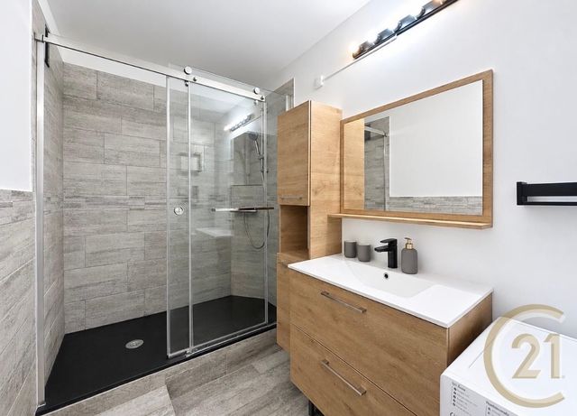 Appartement F2 à vendre - 2 pièces - 51.2 m2 - MAROMME - 76 - HAUTE-NORMANDIE - Century 21 Bruno Ferrand