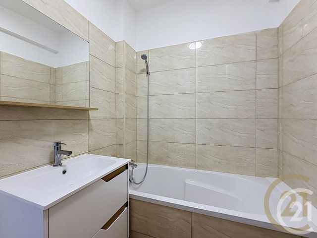 immeuble à vendre - 110.0 m2 - MALAUNAY - 76 - HAUTE-NORMANDIE - Century 21 Bruno Ferrand