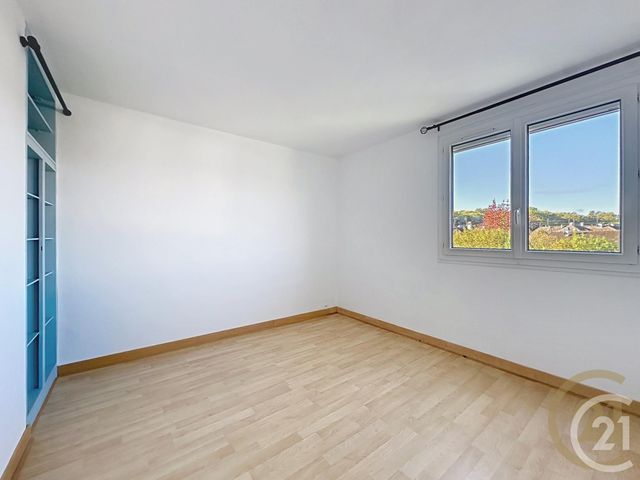 Appartement F4 à louer - 4 pièces - 70.24 m2 - MAROMME - 76 - HAUTE-NORMANDIE - Century 21 Bruno Ferrand